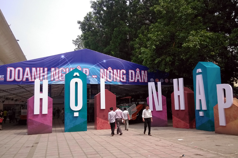 Techmart 2015 có điểm nhấn lấy doanh nghiệp làm trung tâm, với 500 gian hàng trên tổng số 600 gian hàng là của doanh nghiệp. (Ảnh: Trung Hiền/Vietnam+)