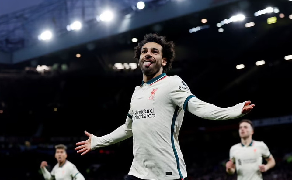 Mohamed Salah cùng đồng đội thi đấu thăng hoa để giúp Liverpool thắng đậm Manchester United 5-0 tại Old Trafford. (Nguồn: Reuters)