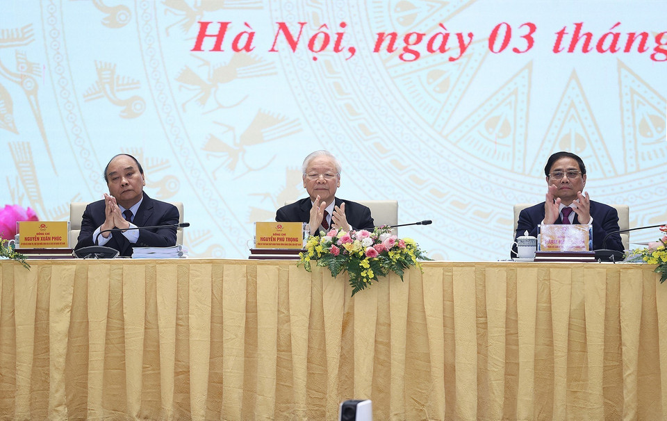 Tổng Bí thư Nguyễn Phú Trọng, Chủ tịch nước Nguyễn Xuân Phúc, Thủ tướng Phạm Minh Chính dự và chủ trì hội nghị.(Ảnh: Dương Giang/TTXVN)