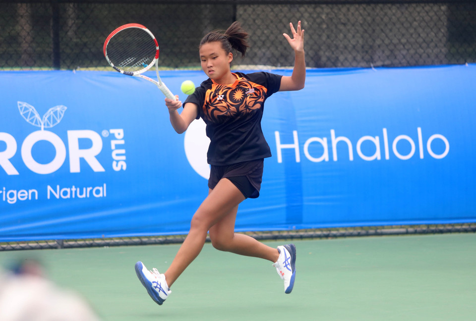 Ở nội dung đồng đội nữ, đội tuyển Philippines thắng đội tuyển Malaysia với tỷ số 2-0. Trong ảnh: vận động viên Saw.J.Leen của Malaysia thi đấu đơn nữ trong nội dung đồng đội nữ. (Ảnh: Thế Duyệt/TTXVN)