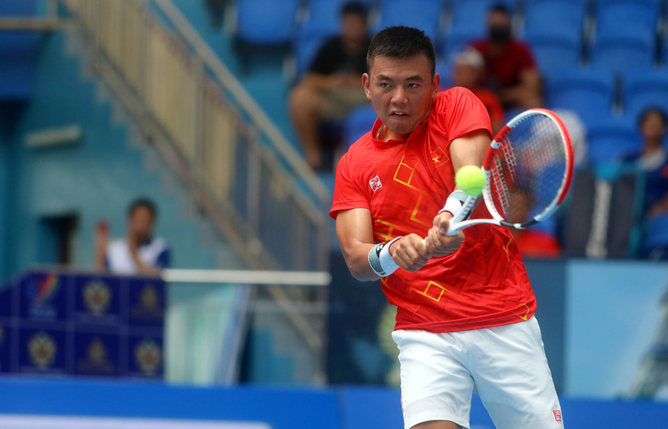Ở nội dung đồng đội nam, đội tuyển Việt Nam thua Indonesia với tổng tỷ số 1-2. Trong ảnh: vận động viên Lý Hoàng Nam tham gia đấu đơn. (Ảnh: Thế Duyệt/TTXVN)