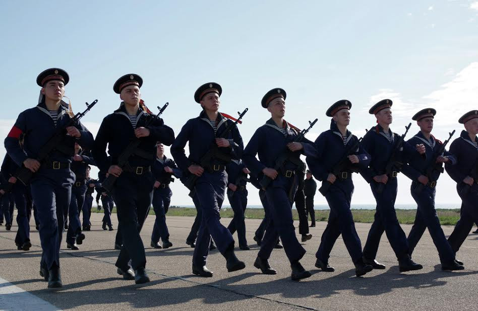 Phần diễu hành của lực lượng hải quân sẽ diễn ra tại nội cảng Sevastopol, với 10 tàu chiến thuộc Hạm đội Biển Đen. (Nguồn: sputnik)