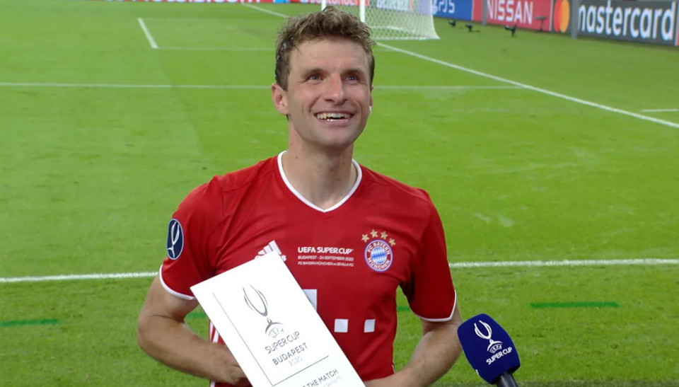 Thomas Mueller được bình chọn là cầu thủ xuất sắc nhất trận đấu. (Nguồn: FcBayern)