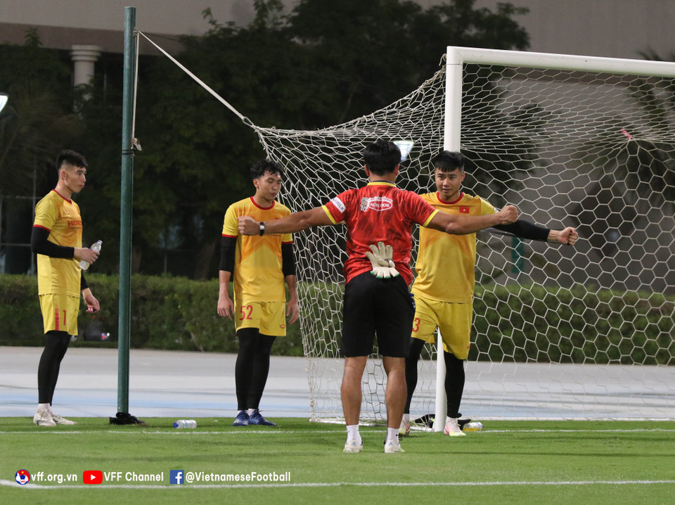 Tinh thần các cầu thủ rất hứng khởi trong buổi tập đầu tiên. (Nguồn: VFF)