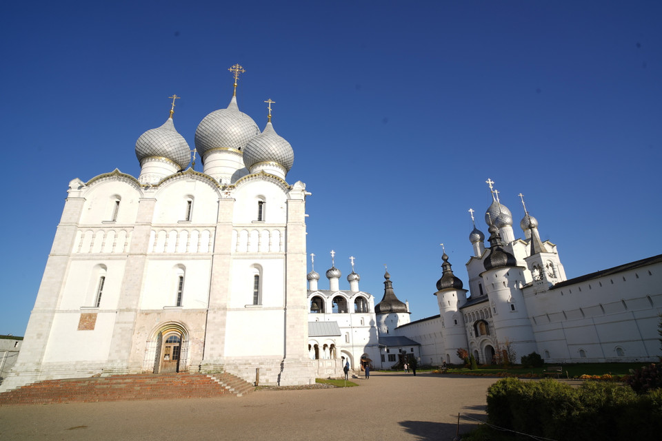 Quảng trường nhà thờ trong khu Kremlin của Rostov Velikyi. (Ảnh: Bùi Duy Trinh/TTXVN)