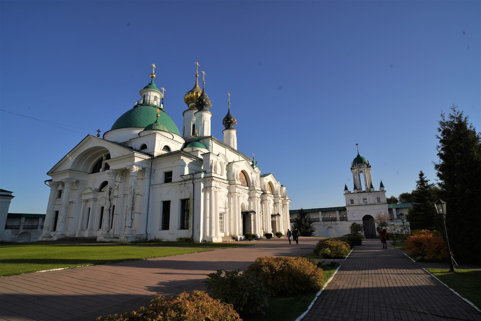 Nhà thớ thứ hai vinh danh Thánh Dmitry của Rostov, xây dựng năm 1795-1801 trong quần thể Tu viện Chính thống giáo phương Đông Spaso-Yakovlevsky. (Ảnh: Bùi Duy Trinh/TTXVN)