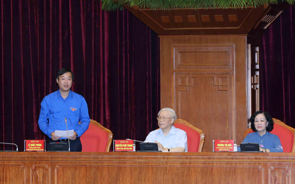 Đồng chí Lê Quốc Phong, Ủy viên dự khuyết Trung ương Đảng, Bí thư thứ nhất Trung ương Đoàn TNCS Hồ Chí Minh phát biểu tại buổi gặp mặt. (Ảnh: Phương Hoa/TTXVN)