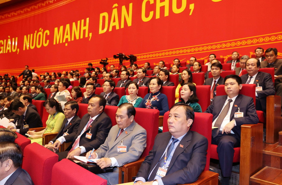 Các đại biểu dự ngày làm việc chính thức thứ hai Đại hội XIII của Đảng. (Ảnh: TTXVN)