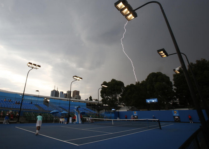 Thời tiết có thể giảm nhiệt trong những ngày tới khi có dấu hiệu có mưa. (Nguồn: AP)