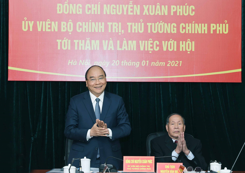 Thủ tướng Nguyễn Xuân Phúc tại buổi làm việc. (Ảnh: Thống Nhất/TTXVN)