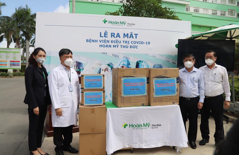 Lễ ra mắt Bệnh viện điều trị COVID-19 Hoàn Mỹ Thủ Đức. (Ảnh: Đinh Hằng/TTXVN)