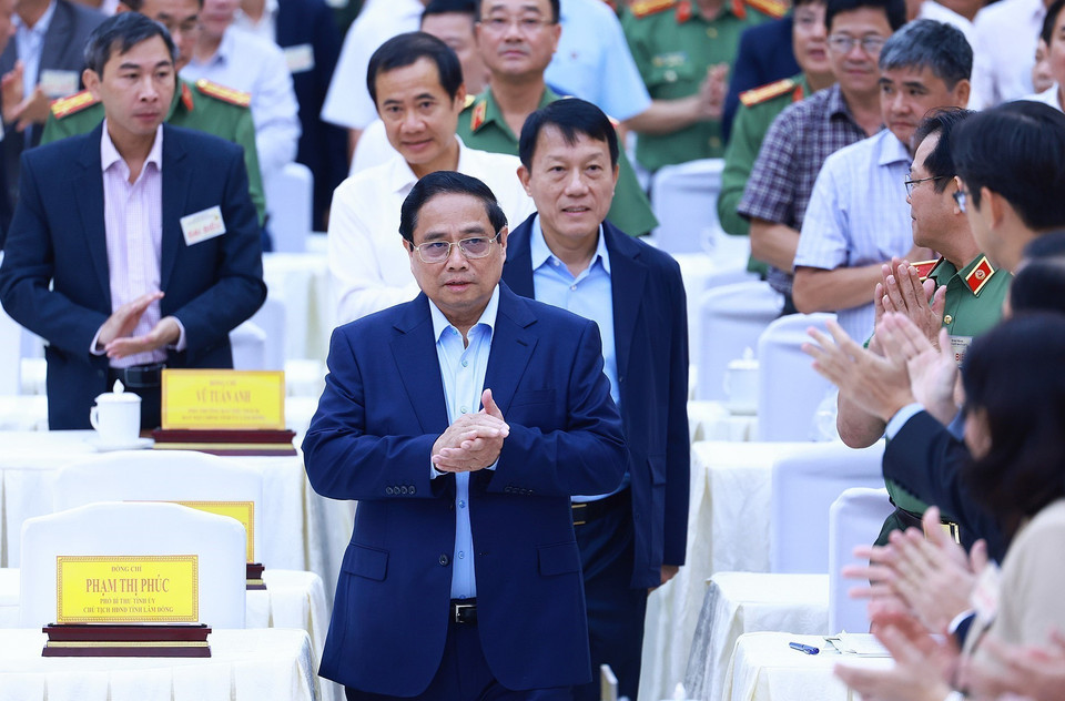 Thủ tướng Phạm Minh Chính đến Hội nghị đảm bảo an ninh trật tự phục vụ phát triển kinh tế-xã hội các tỉnh Tây Nguyên.(Ảnh: Dương Giang/TTXVN)
