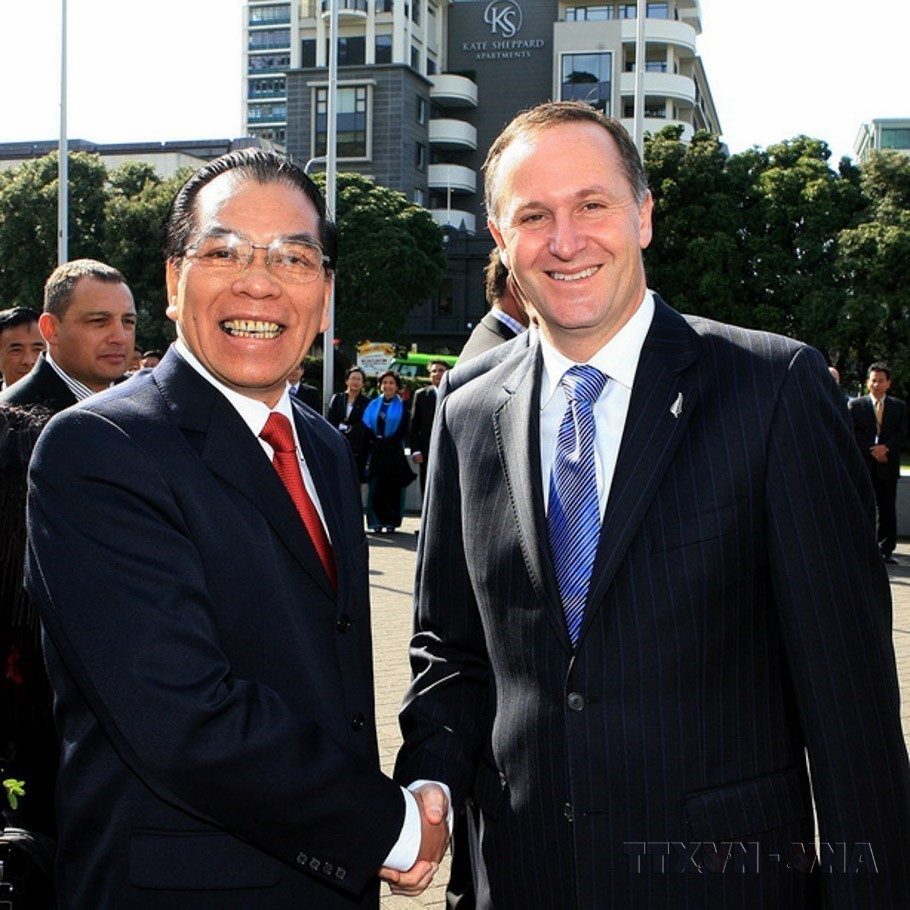 Thủ tướng John Key đón Tổng Bí thư Nông Đức Mạnh thăm chính thức New Zealand (2009). (Ảnh: Đinh Xuân Tuân/TTXVN)