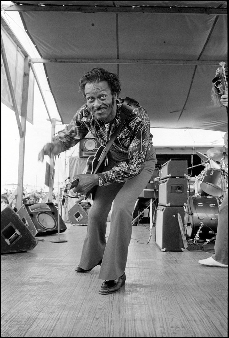 Chuck Berry trình diễn ở Lễ hội nhạc Jazz New Orleans vào tháng 5/1981. (Nguồn: Getty)