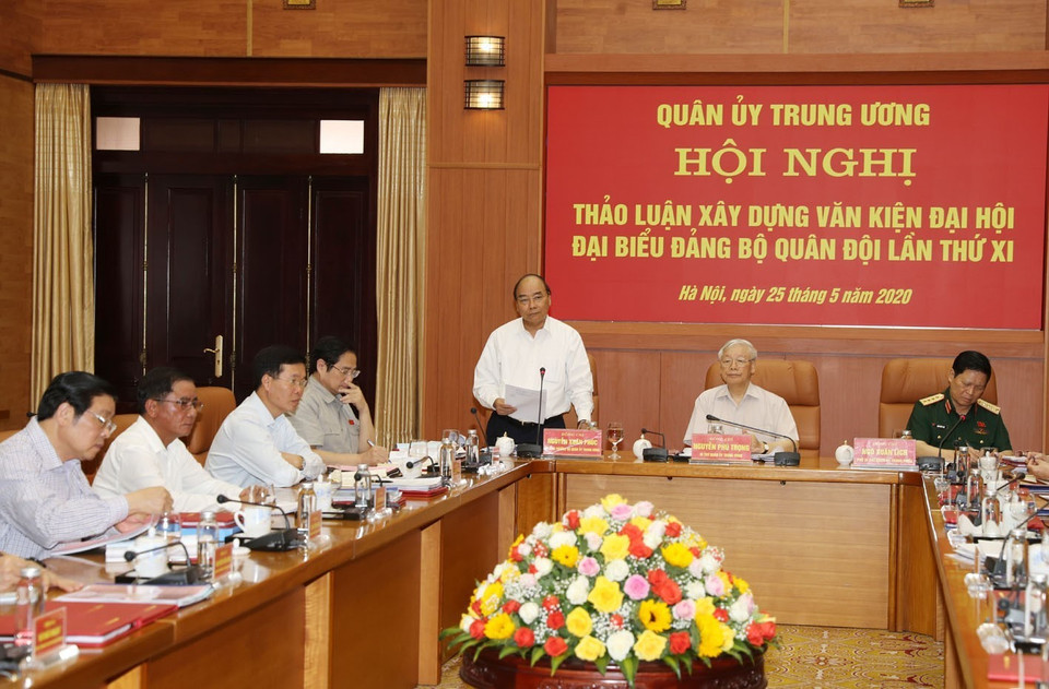 Đồng chí: Nguyễn Xuân Phúc, Ủy viên Bộ Chính trị, Thủ tướng Chính phủ, Ủy viên Thường vụ Quân ủy Trung ương phát biểu tại Hội nghị. (Ảnh: Trí Dũng/TTXVN)