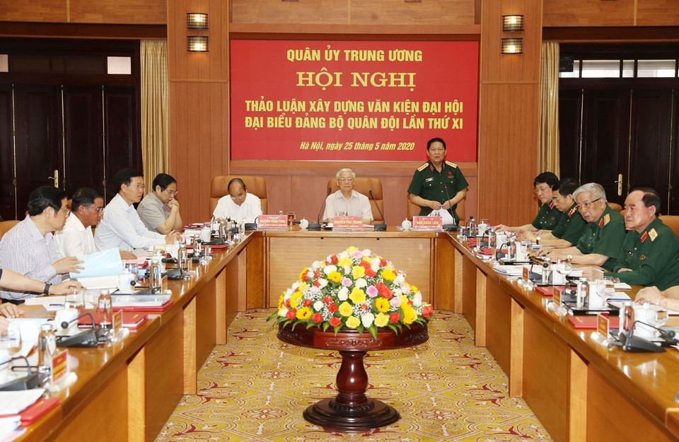 Đại tướng Ngô Xuân Lịch, Ủy viên Bộ Chính trị, Phó Bí thư Quân ủy Trung ương, Bộ trưởng Bộ Quốc phòng phát biểu tại Hội nghị. (Ảnh: Trí Dũng/TTXVN)