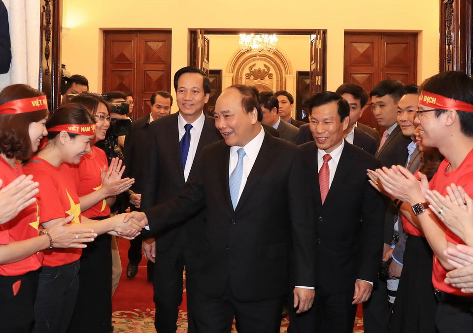 Thủ tướng Nguyễn Xuân Phúc và các đại biểu. (Ảnh: Thống Nhất/TTXVN)