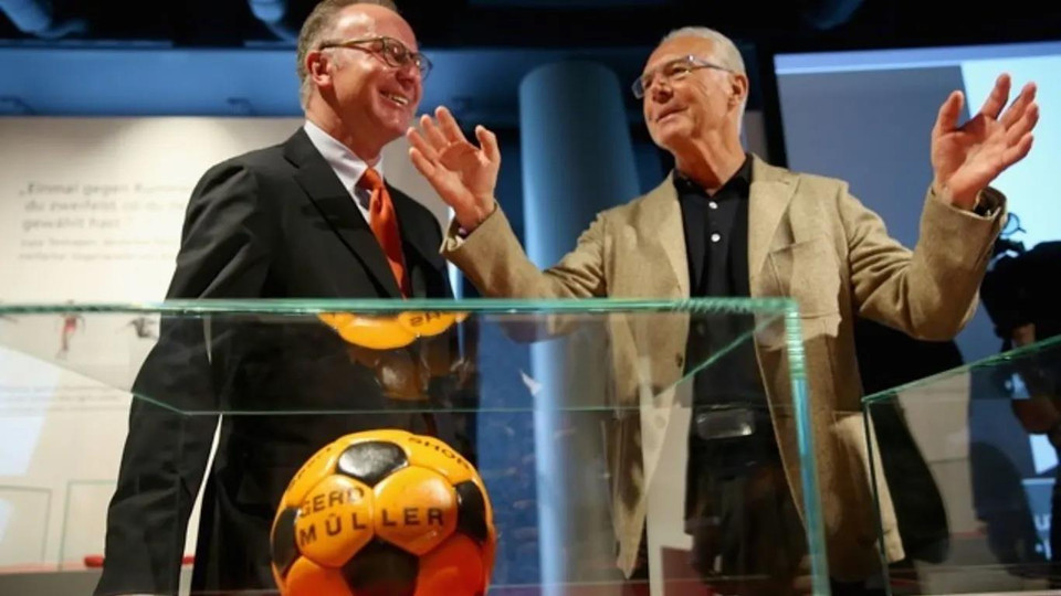 Triển lãm đặc biệt "Kaiser. Kalle. Bomber" mà hai trong số đó chính là Franz Beckenbauer và Karl-Heinz Rummenigge, đã có mặt để trực tiếp tham dự lễ khai mạc triển lãm vào ngày 9/5/2015.