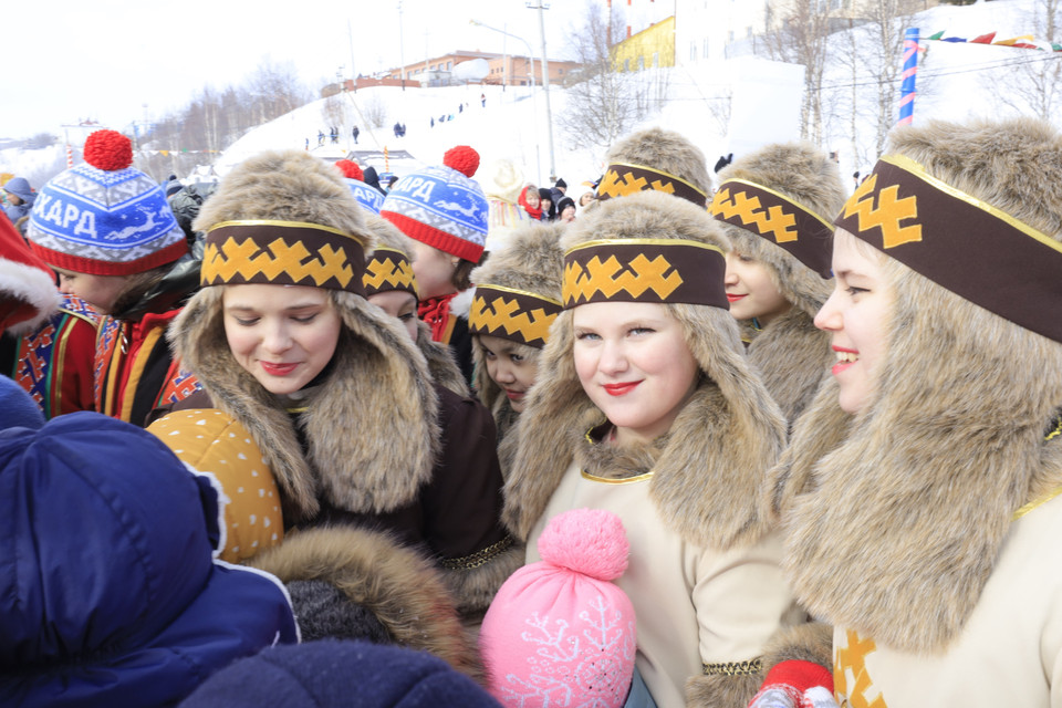 Thiếu nhi dân tộc Nenetsk tại lễ hội. (Ảnh: Trần Hiếu/TTXVN)