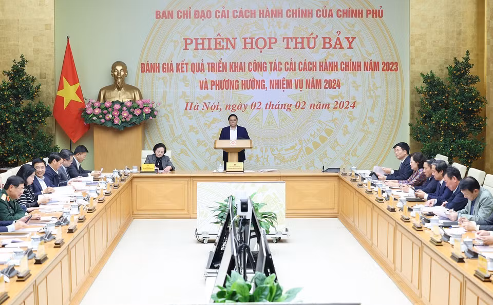 Chiều 2/2, tại Hà Nội, Thủ tướng Phạm Minh Chính chủ trì Phiên họp lần thứ 7 của Ban Chỉ đạo để đánh giá kết quả triển khai công tác cải cách hành chính năm 2023 và phương hướng, nhiệm vụ năm 2024. (Ảnh: Dương Giang/TTXVN)