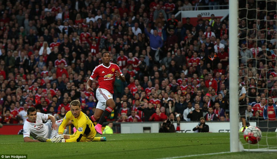 ...Martial, tân binh trị giá 36 triệu bảng của M.U đã lên tiếng.