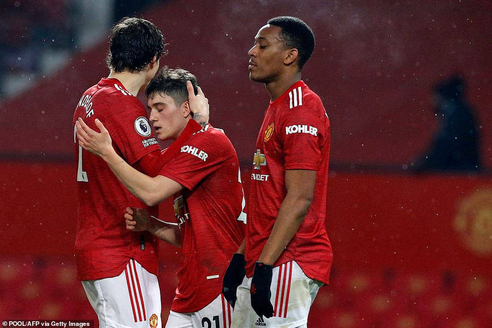 Phút 90+3, Daniel James ấn định tỷ số 9-0 cho Quỷ đỏ. (Nguồn: Getty Images)