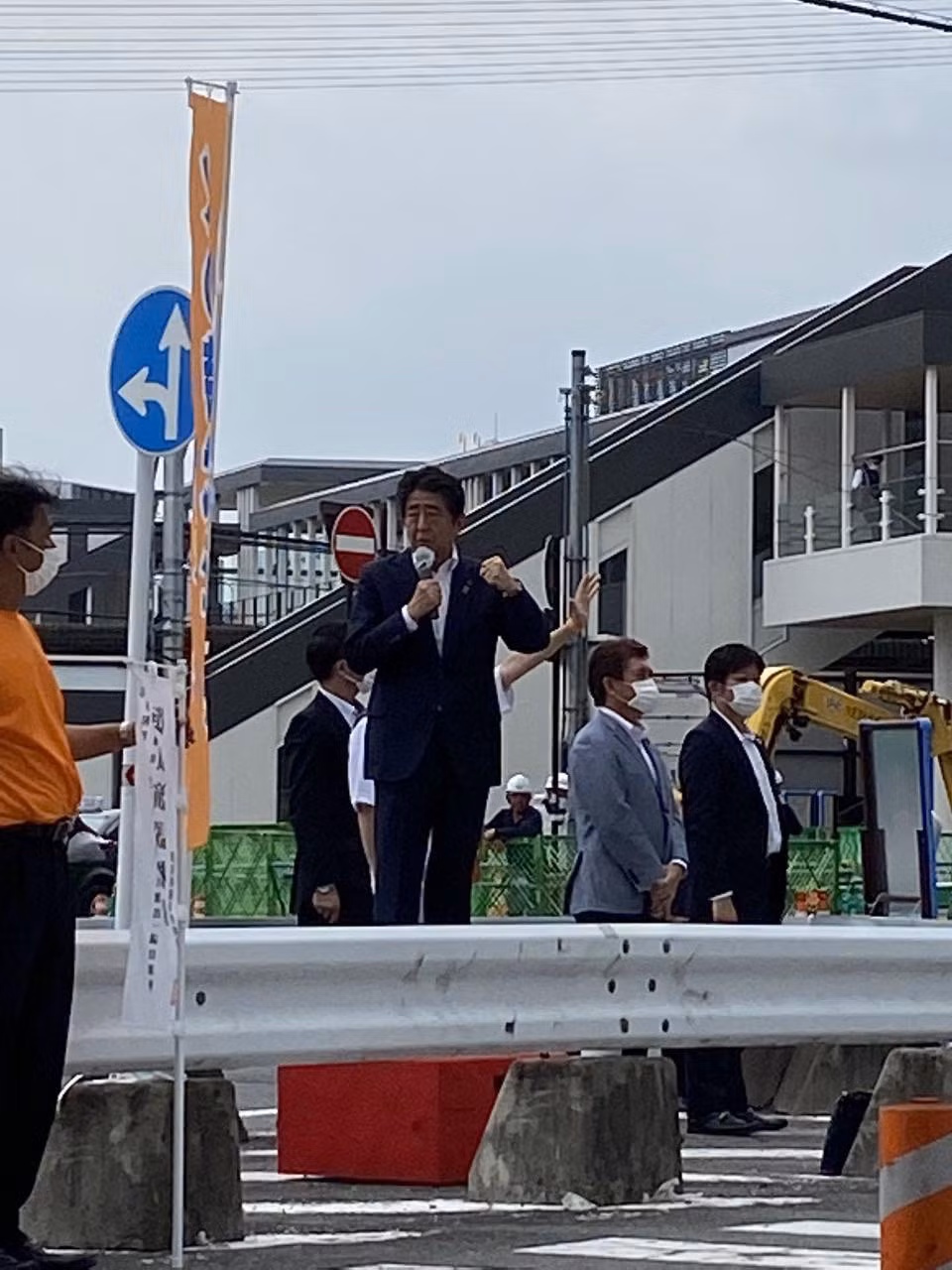 Cựu Thủ tướng Nhật Bản Abe Shinzo phát biểu tại Nara ngày 8/7. (Nguồn: news9live)