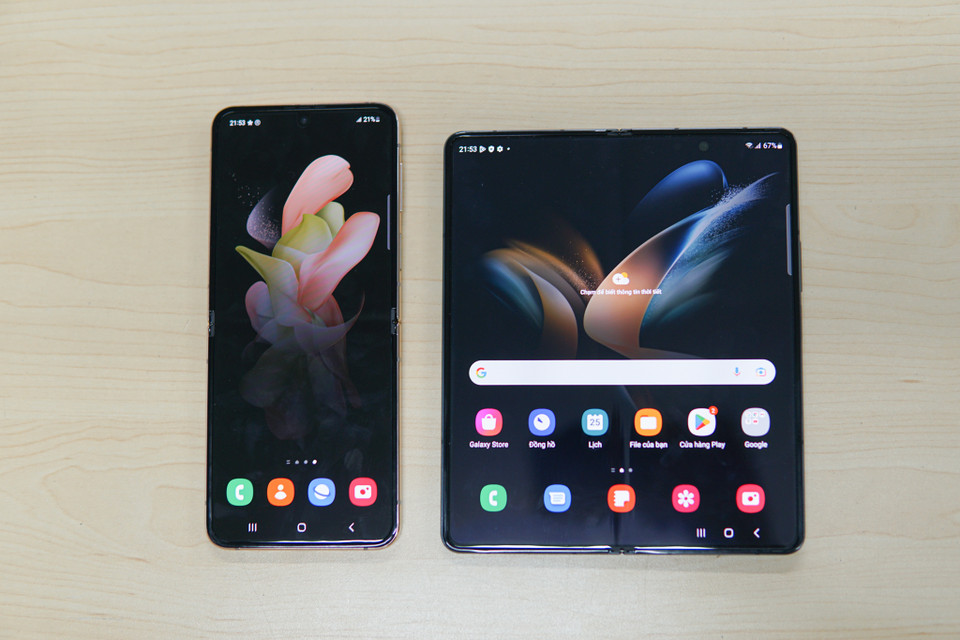 Cả 2 mẫu Galaxy Z của Samsung đều xuất xưởng với bộ vi xử lý Snapdragon 8 Plus Gen 1 kết hợp với RAM lên đến 12GB và ROM 128/256/512GB. (Ảnh: Minh Hiếu/Vietnam+)