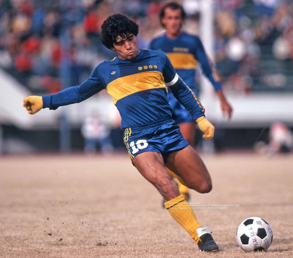 Sau đó, ông chuyển sang thi đấu cho Boca Juniors (1981-1982).