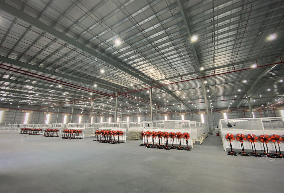 Bệnh viện dã chiến số 2 do Tổng Công ty Becamex IDC hỗ trợ xây lắp với 5.000 gường sẵn sàng thu dung, điều trị cho 5.000 bệnh nhân COVID-19. (Ảnh: Chí Tưởng/TTXVN)