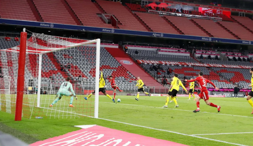 Đến phút 26, những nỗ lực của nhà đương kim vô địch cũng đã được đền đáp. (Nguồn: FcBayern)