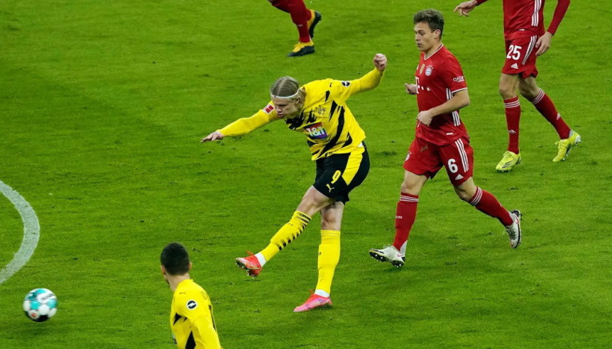Dortmund tạo nên bất ngờ khi có bàn thắng mở tỷ số ở ngay phút thứ 2 do công của Haaland. (Nguồn: FcBayern)