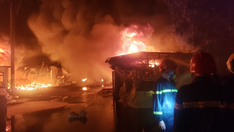 Hiện trường vụ cháy. (Ảnh: Hoàng Hùng/TTXVN)