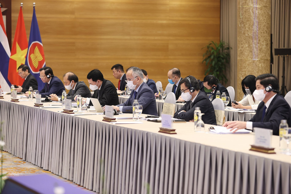 Các thành viên đoàn Việt Nam tham dự tại điểm cầu Hà Nội. (Ảnh: Dương Giang/TTXVN)