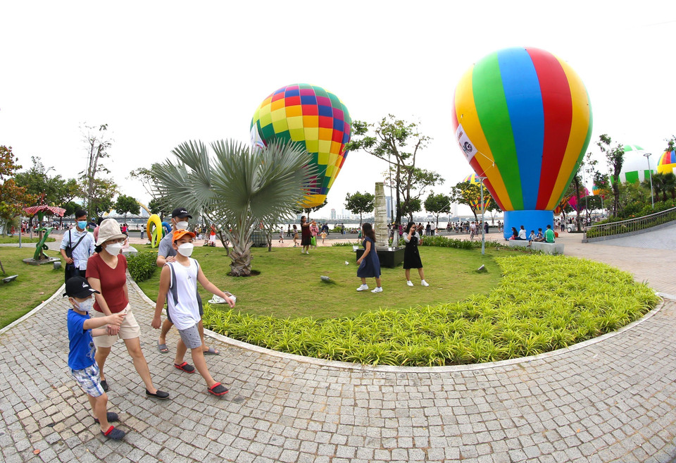 Thành phố Đà Nẵng là điểm đến an toàn, thân thiện và mến khách với nhiều sự kiện lễ hội được tổ chức. (Ảnh: Trần Lê Lâm/TTXVN)