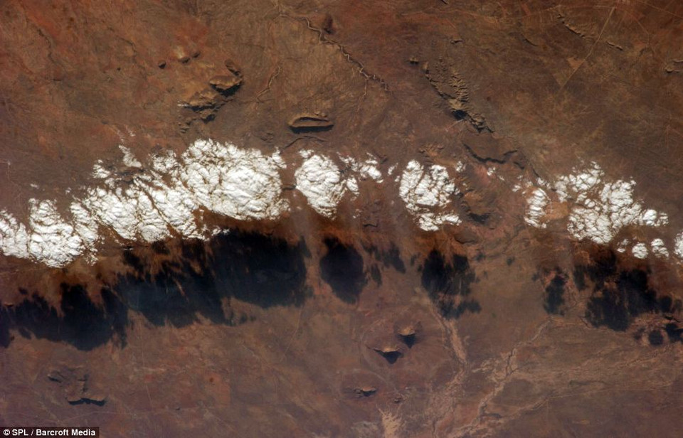 Những đám mây ở Namibia.