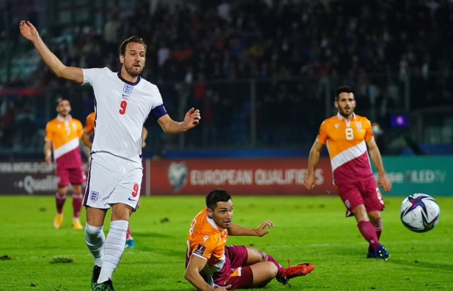 ...và trong vòng 15 phút sau đó, Kane có thêm 3 bàn thắng để hoàn tất cú poker ở trận đấu này. (Nguồn: PA)