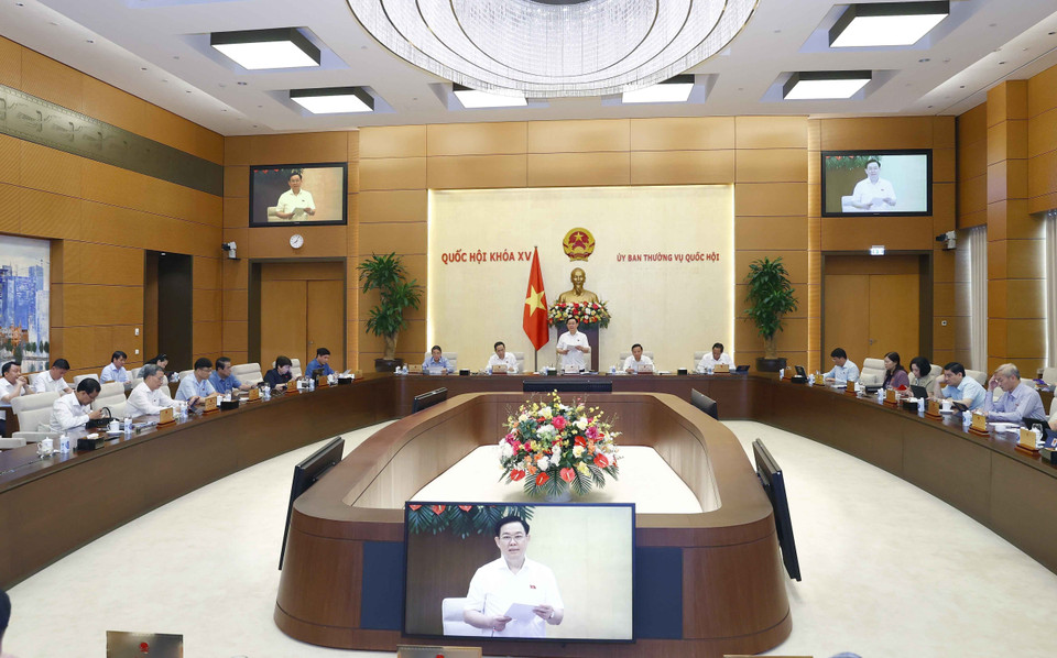 Sáng 15/8, tại Nhà Quốc hội, Chủ tịch Quốc hội Vương Đình Huệ phát biểu khai mạc phiên họp chuyên đề pháp luật tháng 8/2022 của Ủy ban Thường vụ Quốc hội. (Ảnh: Doãn Tấn/TTXVN)