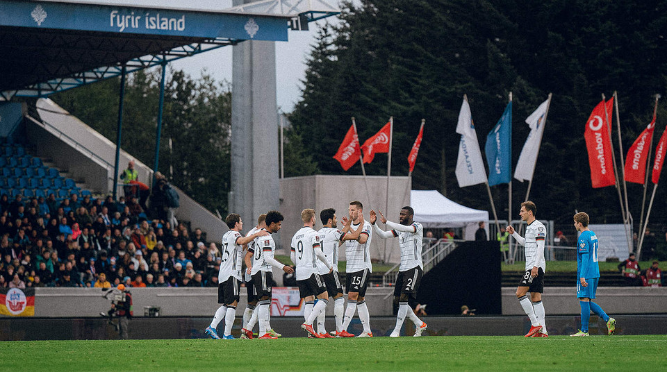 Chiến thắng này giúp đội tuyển Đức xây chắc ngôi đầu bảng J với 15 điểm. (Nguồn: DFB)