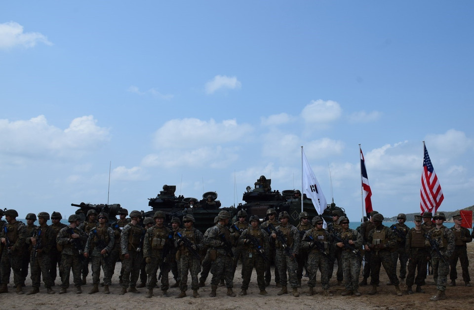 Binh sỹ ba nước Thái Lan, Mỹ và Hàn Quốc tham gia tập trận. (Ảnh: Sơn Nam/TTXVN)