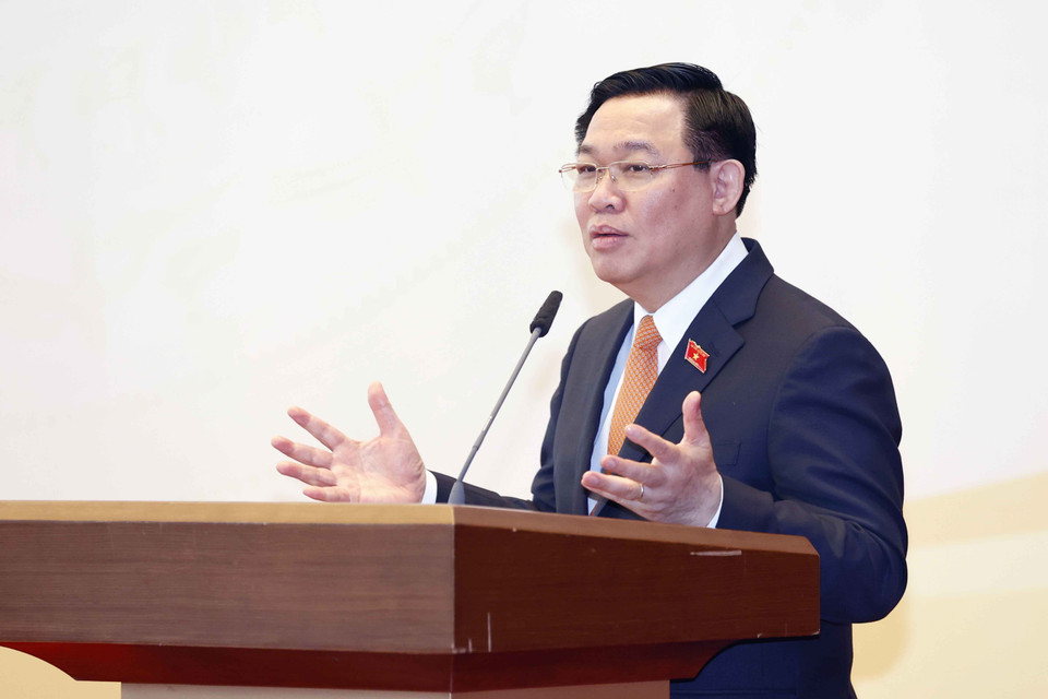 Hình ảnh Chủ tịch Quốc hội Vương Đình Huệ phát biểu chỉ đạo và kết luận hội nghị. (Ảnh: Doãn Tấn/TTXVN)