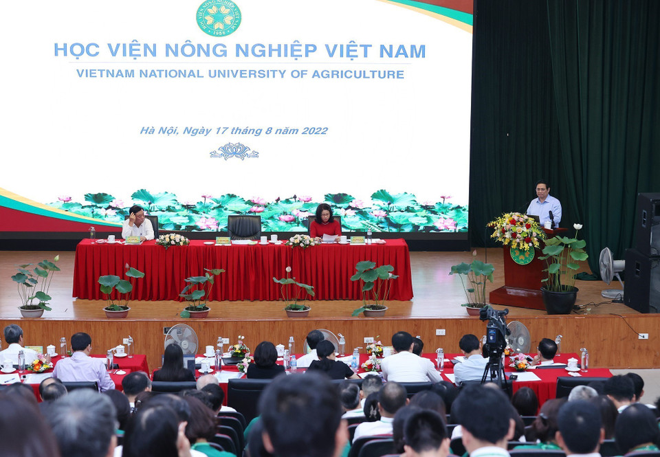 Toàn cảnh buổi làm việc của Thủ tướng Phạm Minh Chính với Học viện Nông nghiệp Việt Nam. (Ảnh: Dương Giang/TTXVN)
