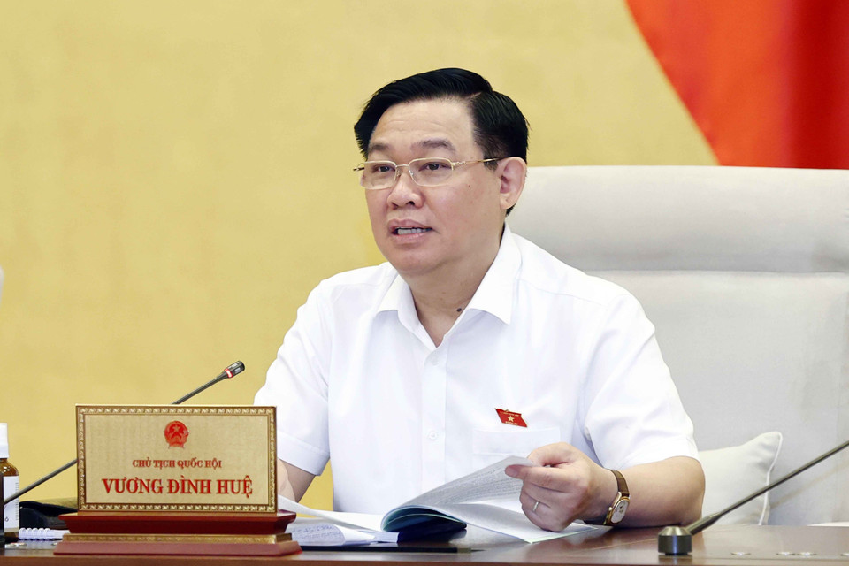 Chủ tịch Quốc hội Vương Đình Huệ phát biểu tại phiên họp. (Ảnh: Doãn Tấn/TTXVN)