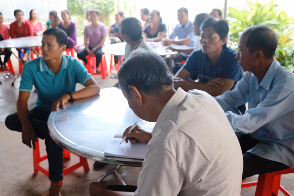 Về nguyên tắc, mỗi người đều là lãnh đạo-mỗi thành viên tham gia được củng cố niềm tin, động lực để xây dựng kỹ năng và thực hành thể hiện quan điểm cá nhân, tham gia vào quá trình ra quyết định của tập thể.(Ảnh: PV/Vietnam+)