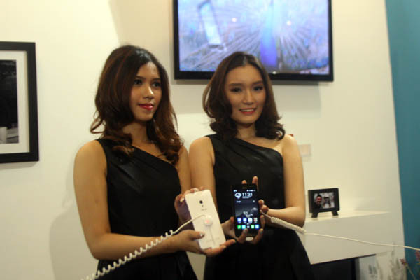 Các sản phẩm này đều được trang bị hệ điều hành Android 4.3 (Ảnh: Trung Hiền/Vietnam+)