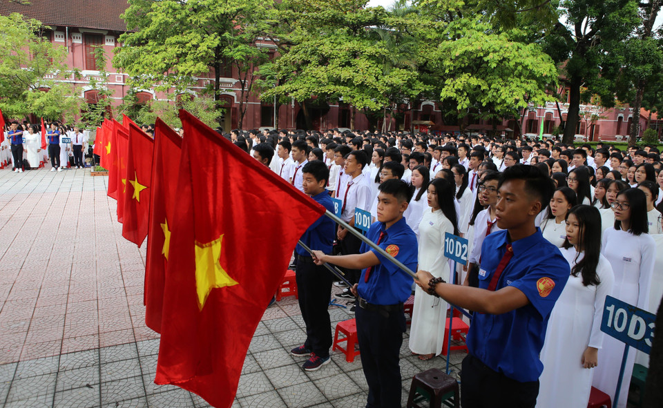  Lễ khai giang năm học mới 2019-2020 tại trường THPT Hai Bà Trưng (thành phố Huế). (Ảnh: Hồ Cầu/TTXVN)