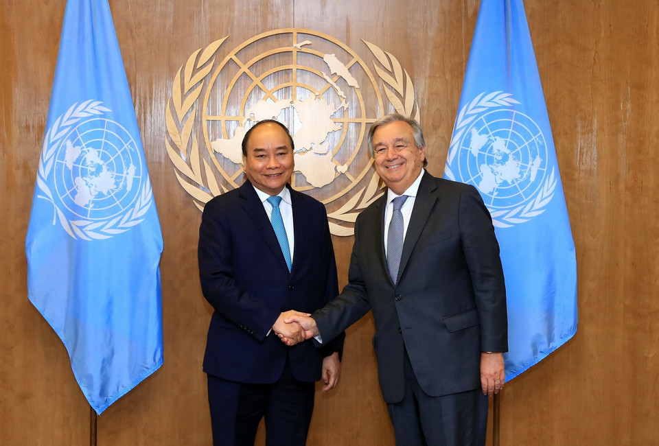  Thủ tướng Nguyễn Xuân Phúc gặp Tổng Thư ký Liên hợp quốc Antonio Guterres. (Ảnh: Thống Nhất/TTXVN)