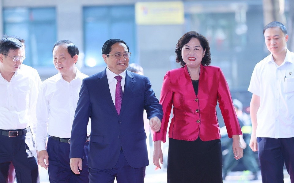 Sáng 15/7, tại Hà Nội, Thủ tướng Phạm Minh Chính tới dự hội nghị sơ kết hoạt động ngân hàng 6 tháng đầu năm và triển khai nhiệm vụ 6 tháng cuối năm 2023, do Ngân hàng Nhà nước Việt Nam tổ chức. (Ảnh: Dương Giang/TTXVN)