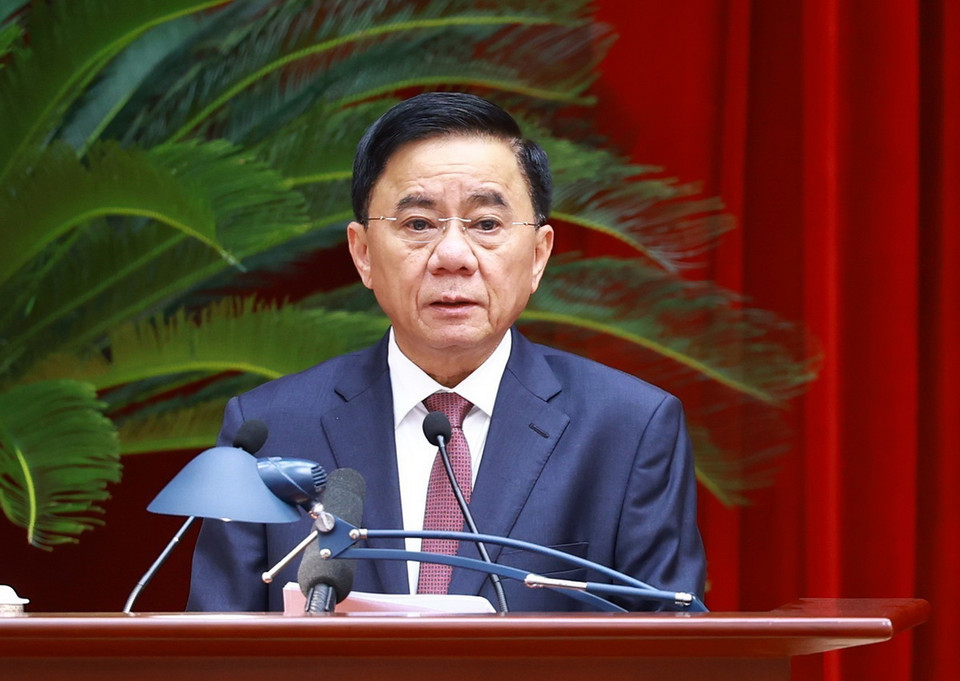 Đồng chí Trần Cẩm Tú, Ủy viên Bộ Chính trị, Thường trực Ban Bí thư, Chủ nhiệm Uỷ ban Kiểm tra Trung ương phát biểu. (Ảnh: Dương Giang/TTXVN)