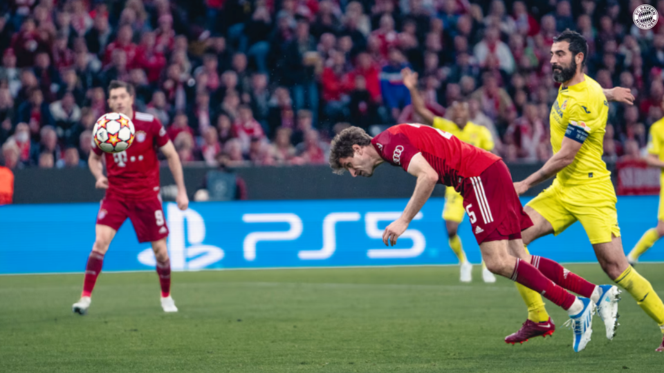 Sau bàn thắng đó, Bayern liên tiếp dồn ép đối thủ nhưng không thể có thêm bàn thắng. (Nguồn: FcBayern)